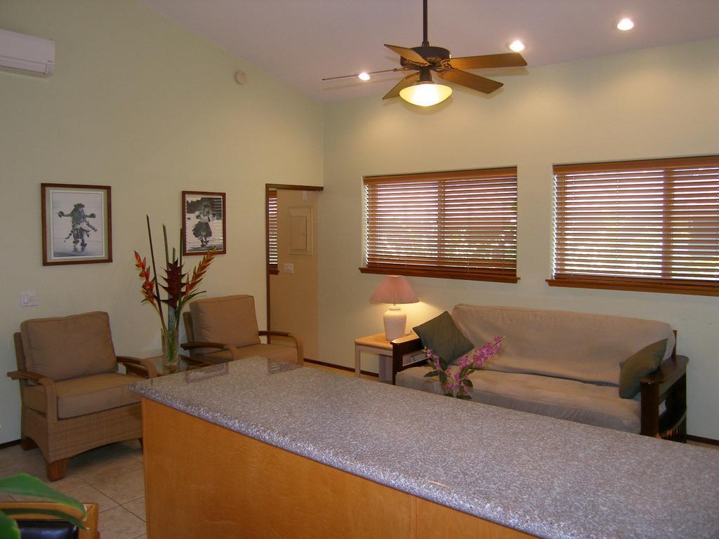 Aloha Aku Inn & Suites Kihei Værelse billede