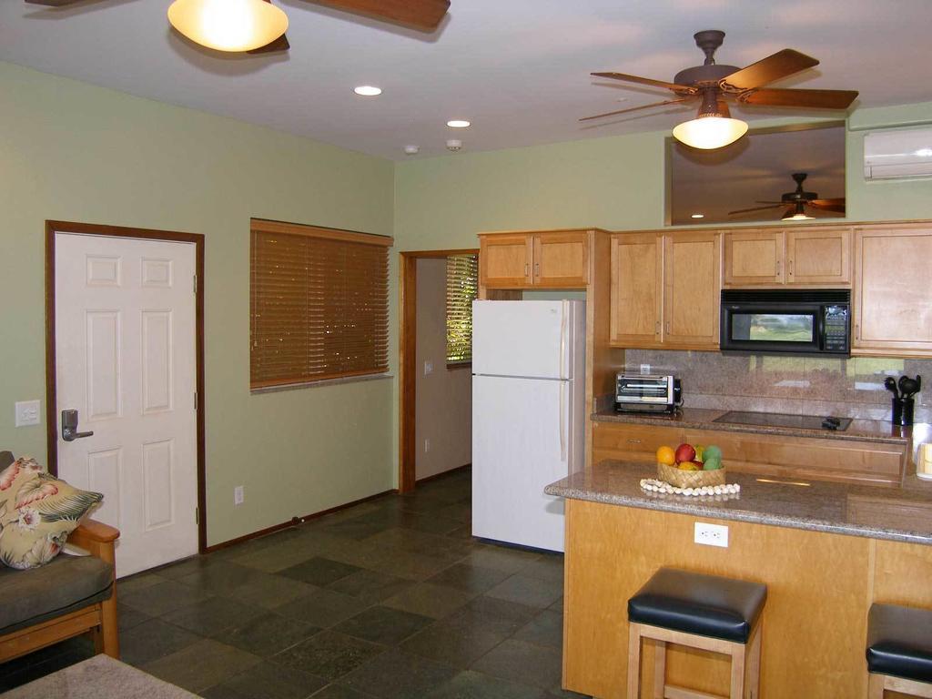 Aloha Aku Inn & Suites Kihei Værelse billede